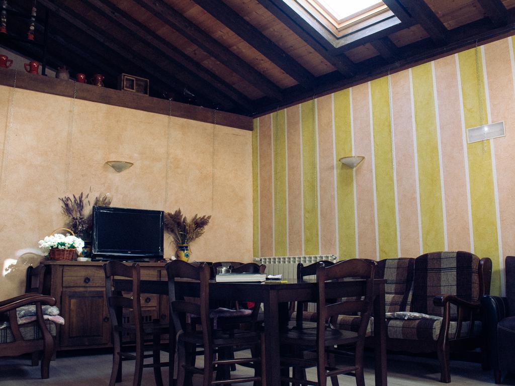 La Cerca De Dona Jimena Guest House Modubar de San Cibrian Ngoại thất bức ảnh